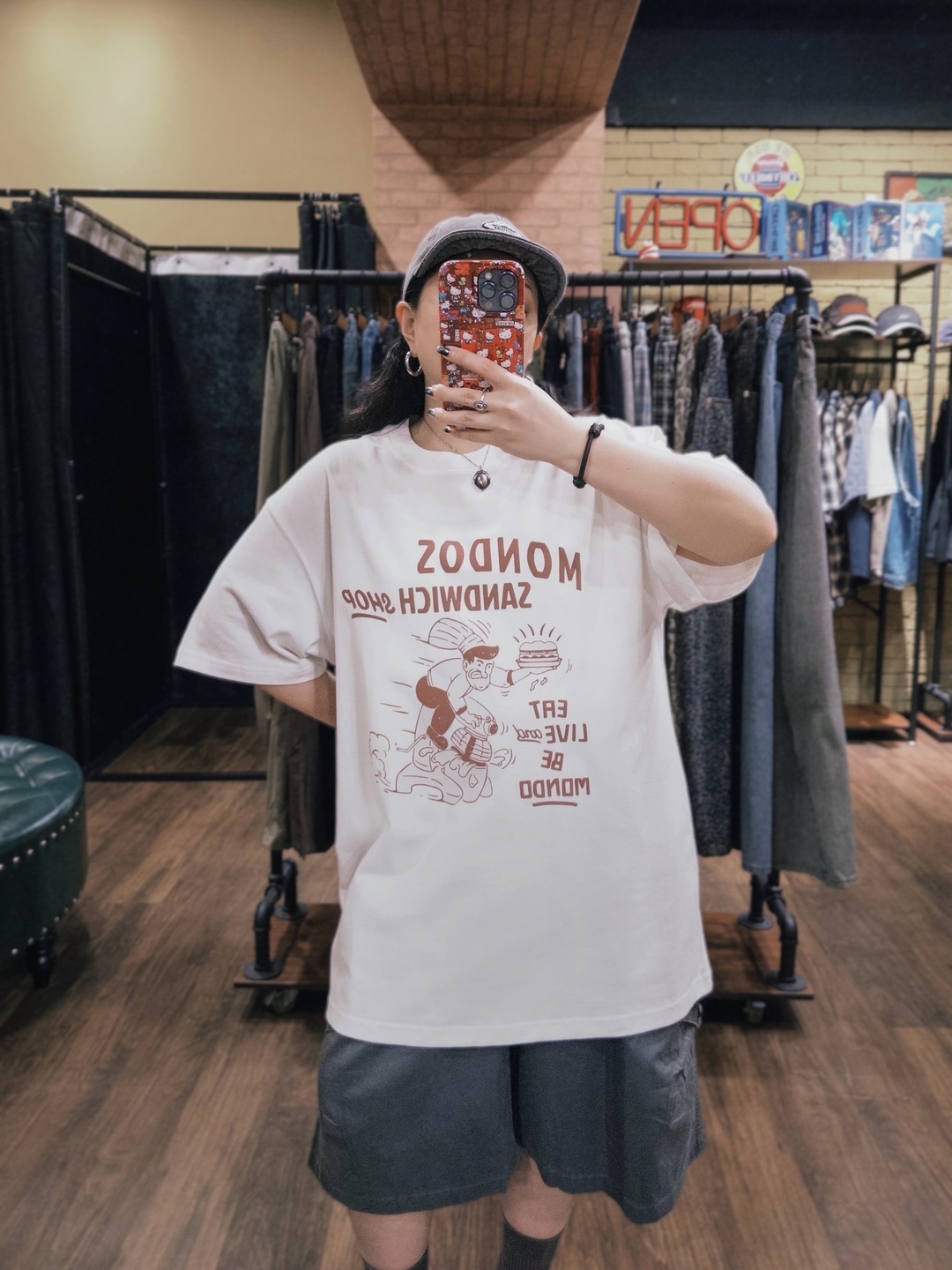 MONDOS 飛奔三明治短TEE
