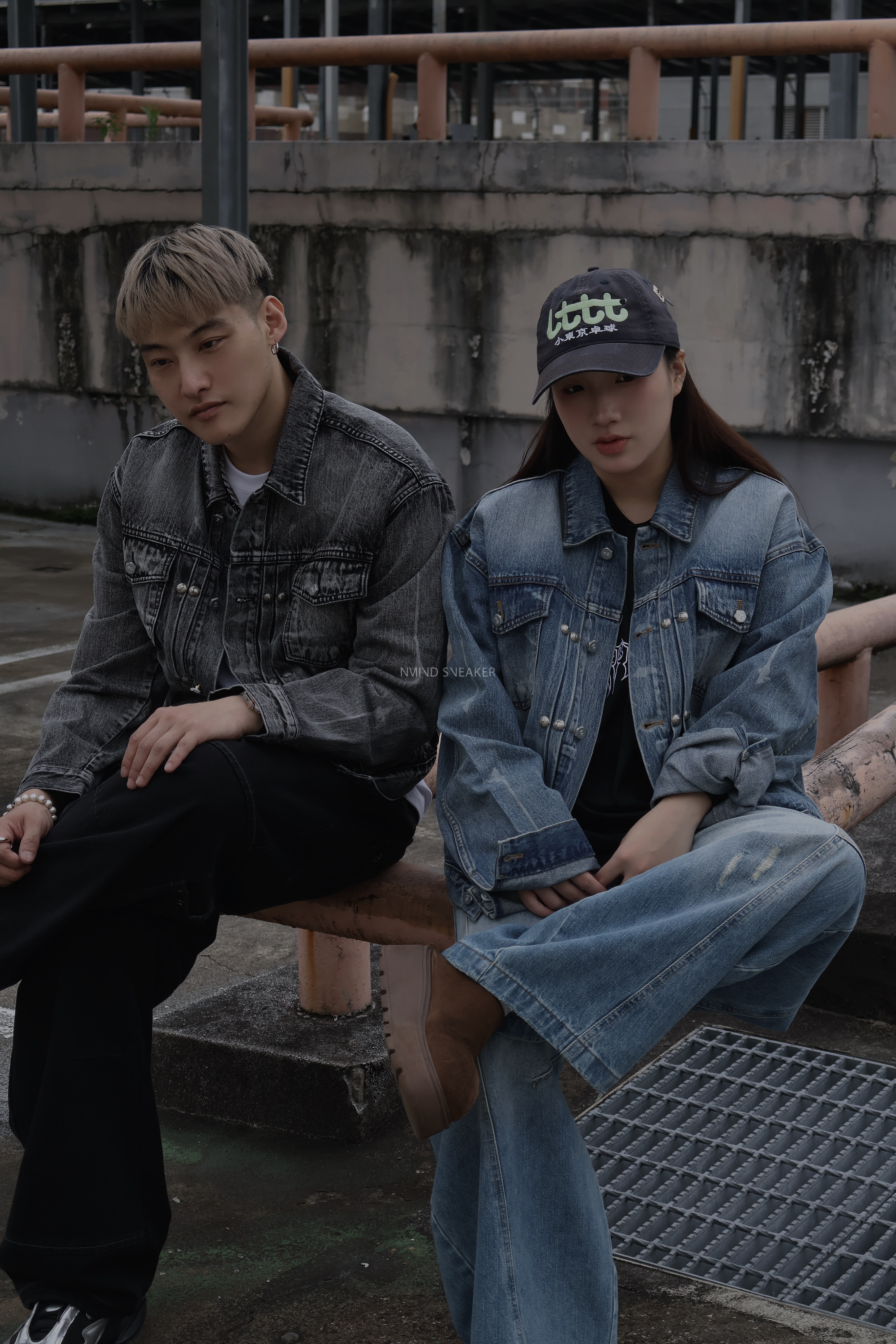 <快速出貨> THUG CLUB 脊椎水洗牛仔外套 藍/黑