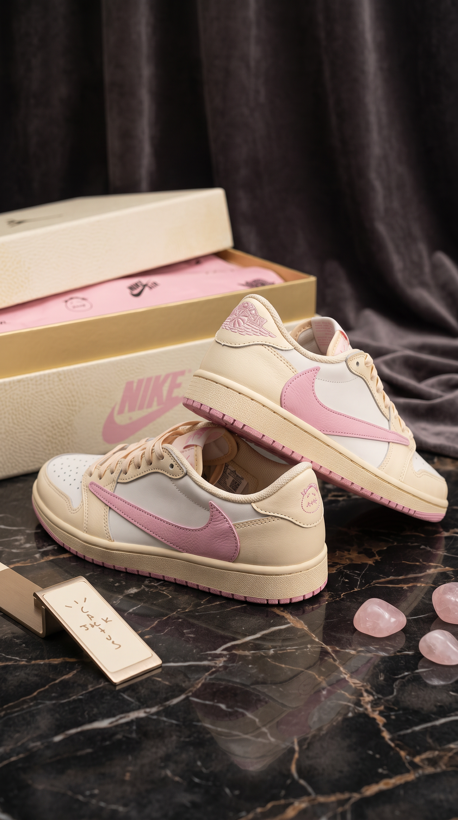 【Focus Store】預購 Travis Scott x Nike Air Jordan 1 Low OG "Muslin Pink" 黃粉色 倒鉤 IQ7604-100