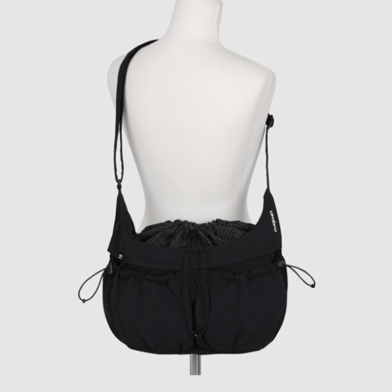 【代購】UMBRO Women’s String Cross Bag 女款抽繩斜背包 韓系輕量側背包 日常通勤隨身小包