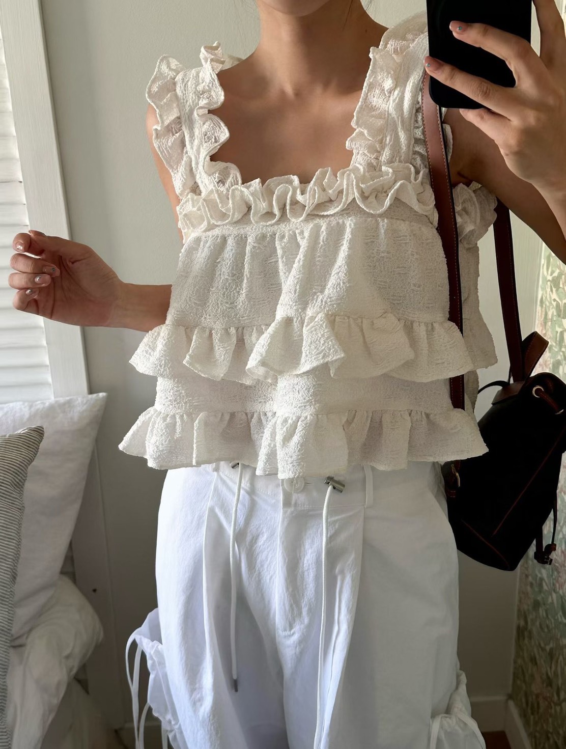 杏色捲捲背心