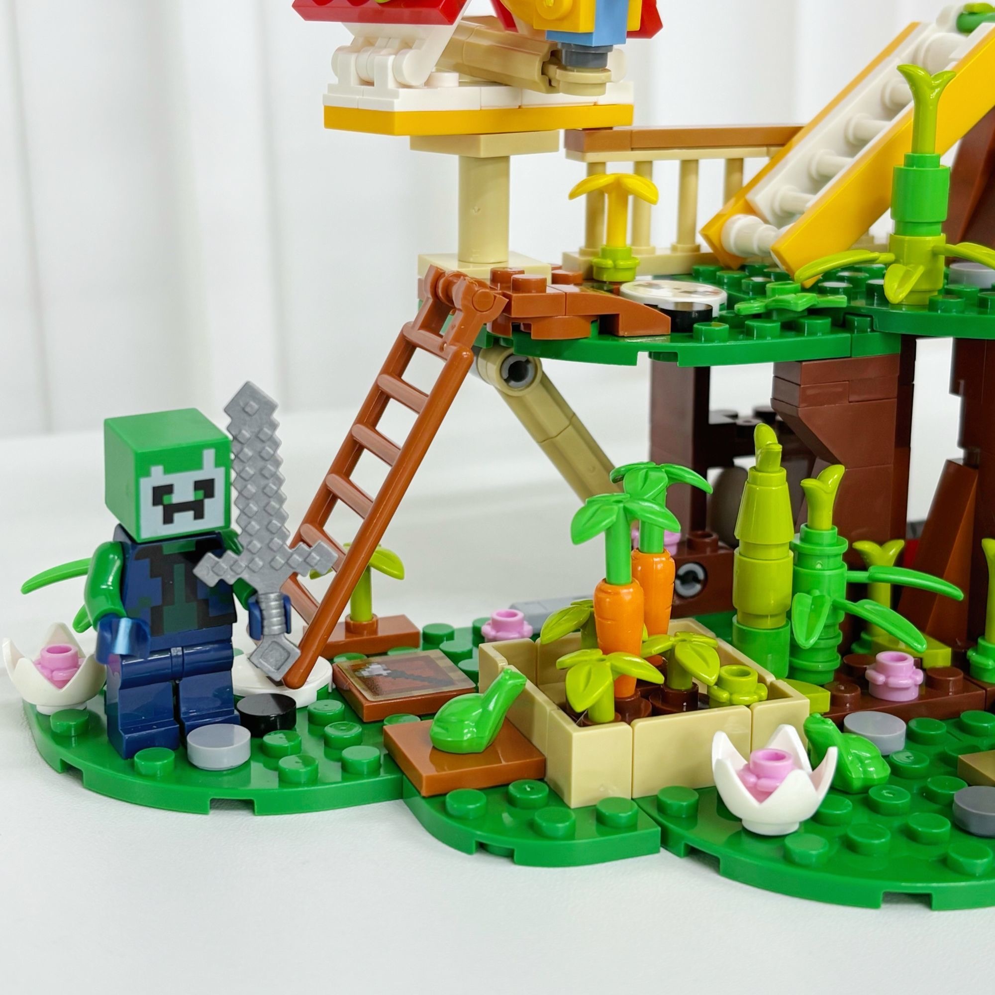 我的世界 熊猫逗鸟 积木套装 579 pcs