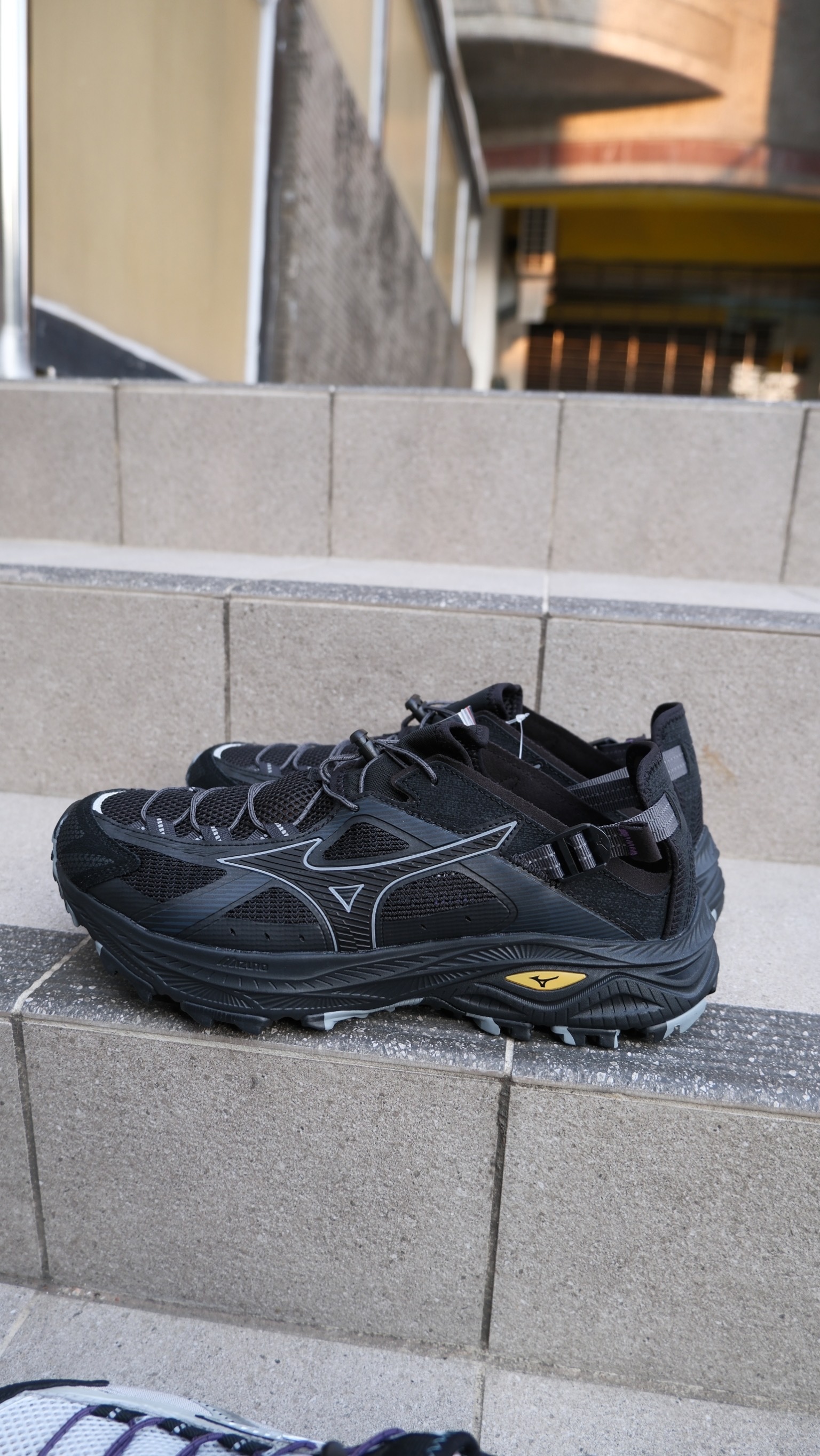 預購 Mizuno Racer Trail SE V2 復古厚底戶外運動 舒適透氣速乾 穩定支撐 減震耐磨防滑 溯溪鞋 男女同款 黑色 D1GH261201