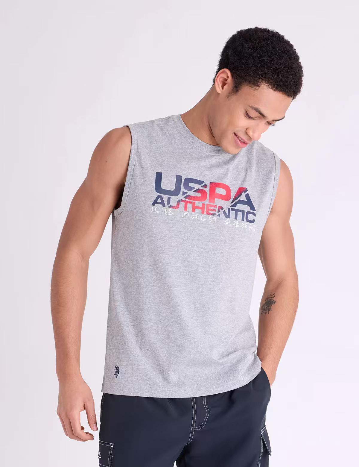 【預購】U.S. POLO ASSN. H052304 漸層 Logo 運動無袖背心
