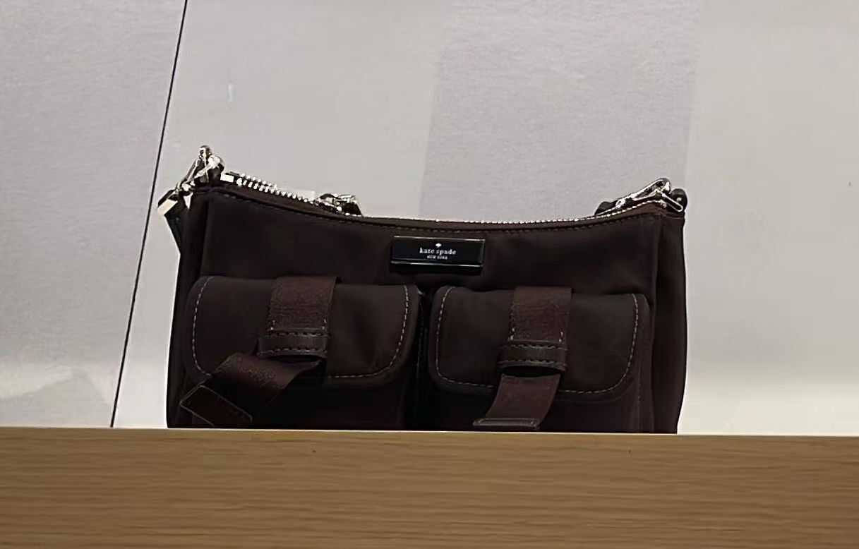 【預購】Kate Spade H052382 New York 尼龍多口袋斜孭袋