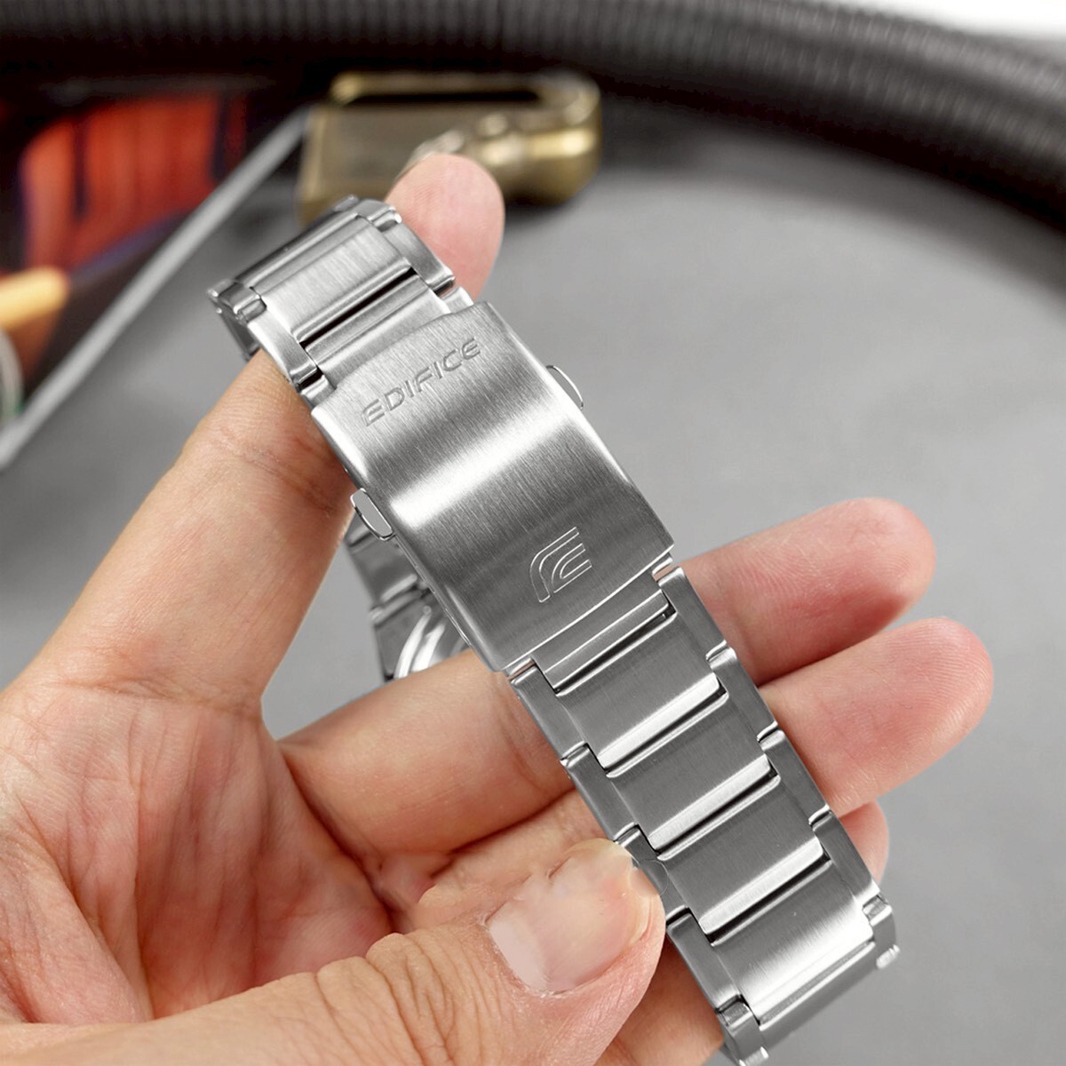 【 EDIFICE】卡西歐 EDIFICE 運動風雙顯腕錶EFV-C110D-1A3 46.9mm 現代鐘錶
