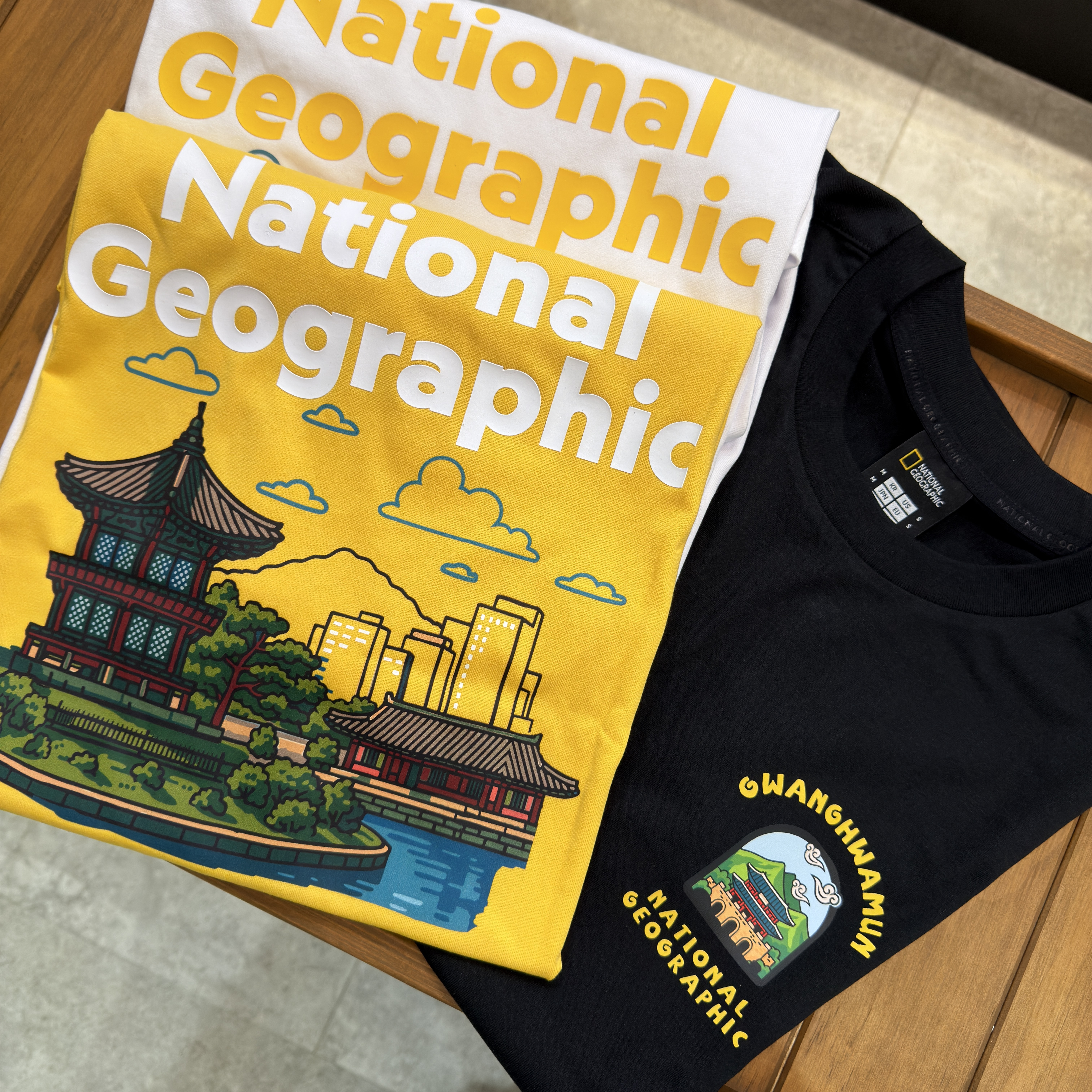 【現貨】NATIONAL GEOGRAPHIC 國家地理 彩色首爾 圖像 短tee N262UTS621