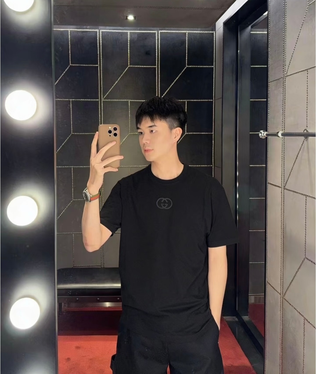 GG 黑色 併 黑刺繡logo Tee 成人款