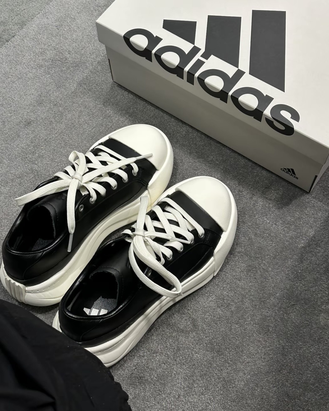 (預訂) Adidas Maxxcourt PRO FOS 皮革