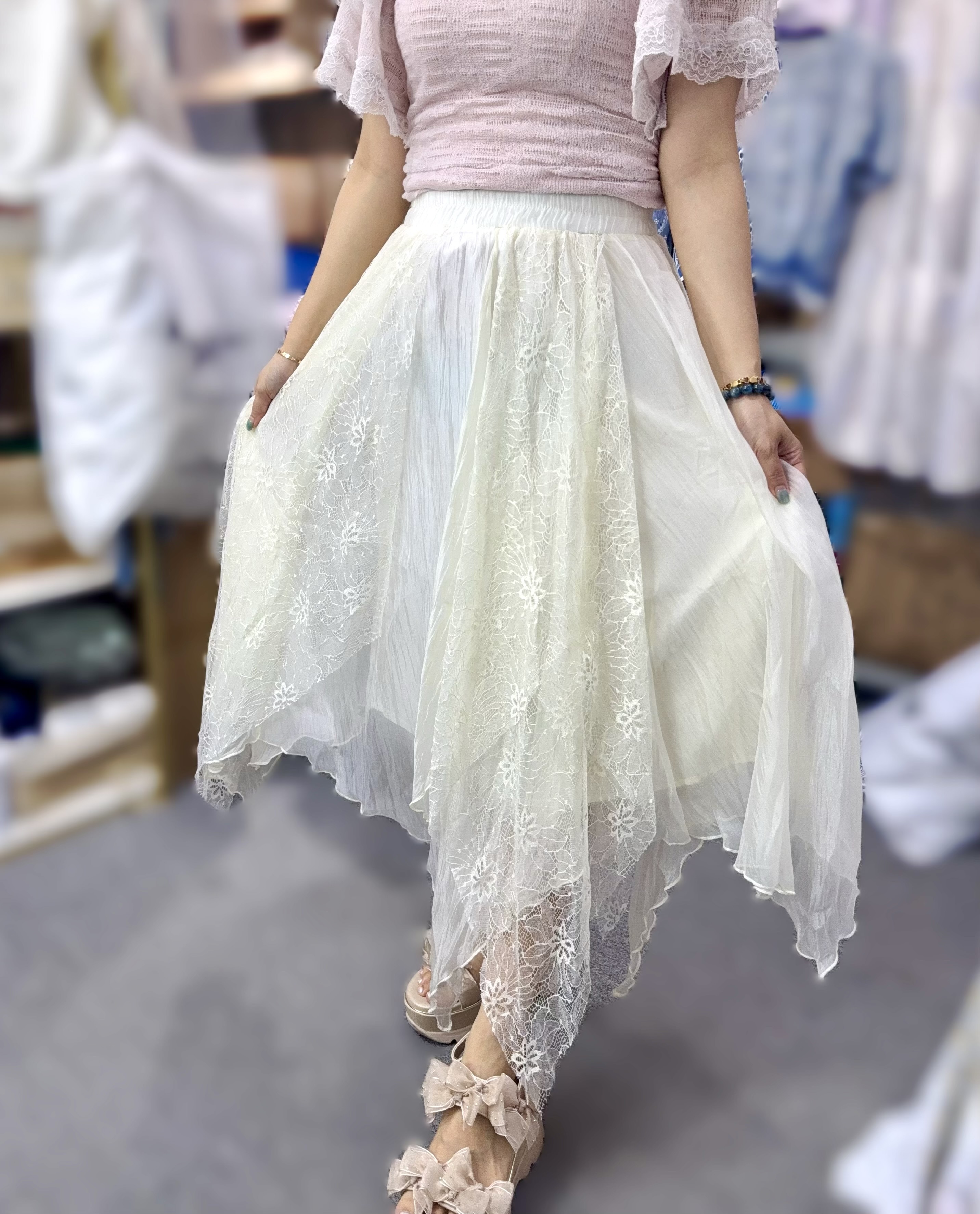 ( 校長震撼價 )AW22  高質 LACE裙  腰26-42 長32  HIP 48 $279