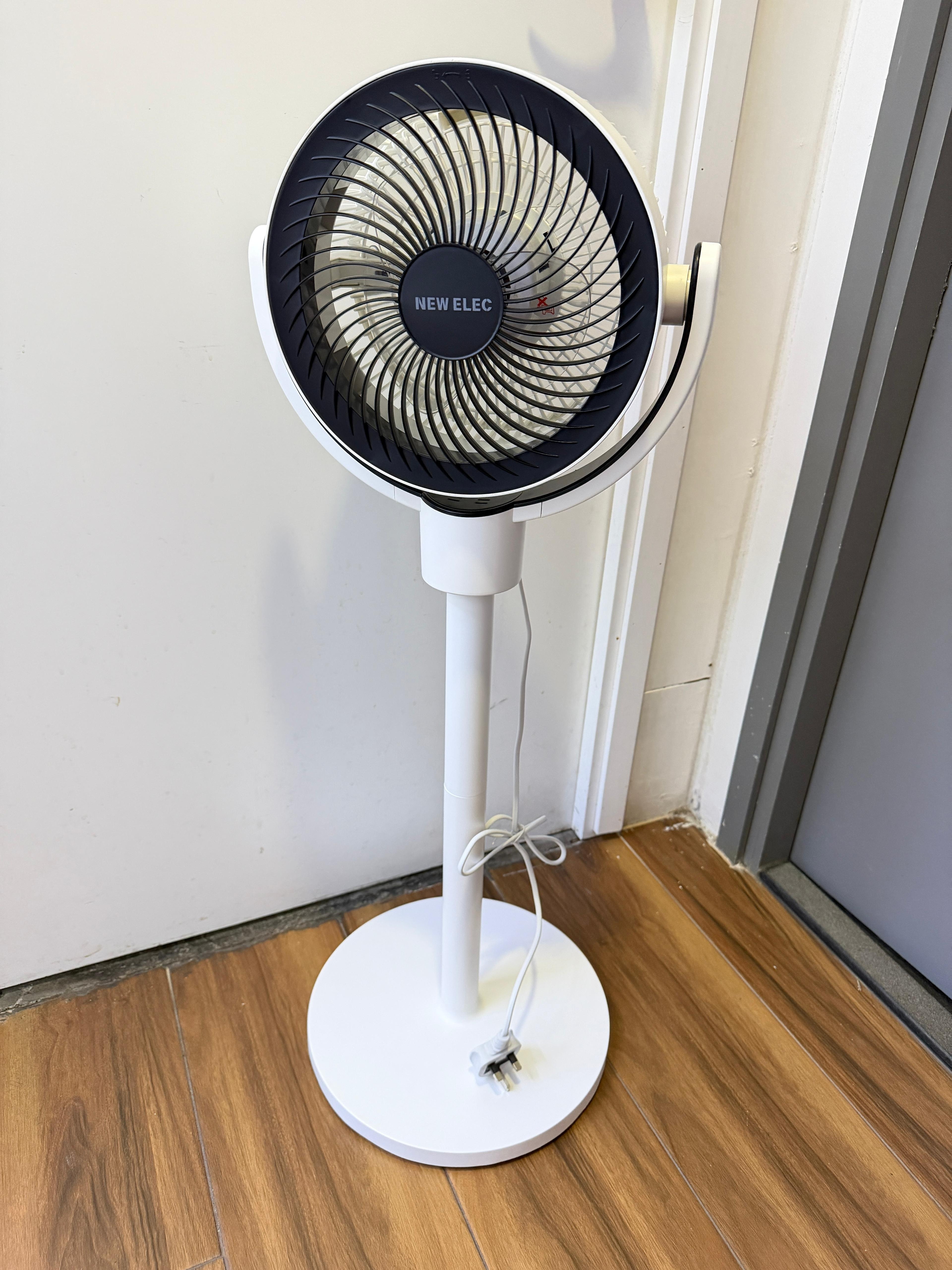 【預購】On0523883 NEW ELEC CFS LD1902R 智能搖頭坐地風扇