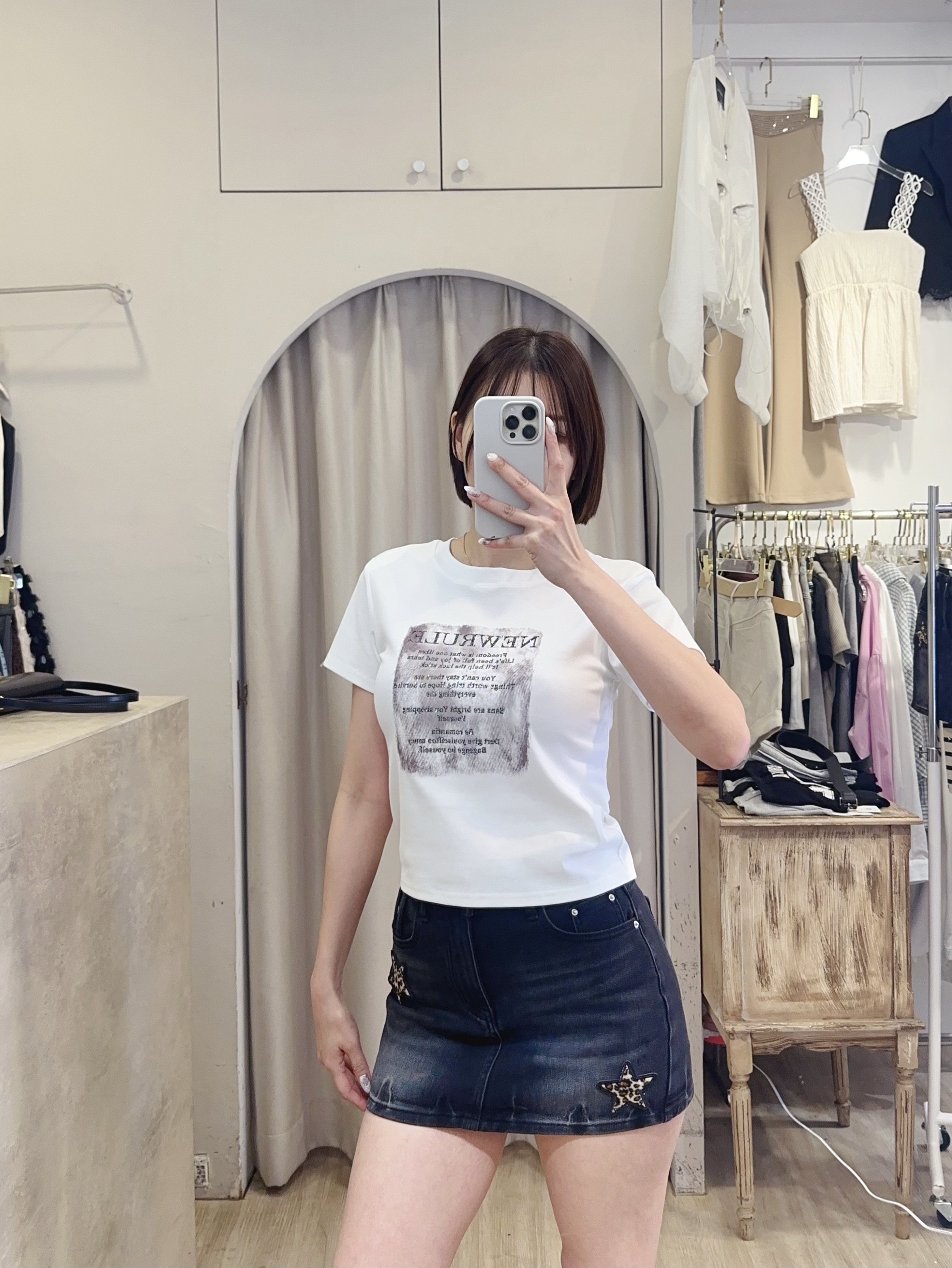 方塊英字鑽短ＴＥＥ