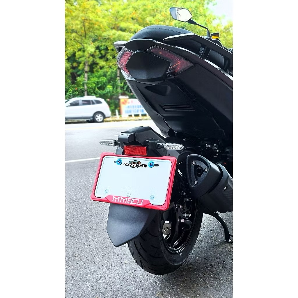 【 通用型 】惡魔車牌框 下單加送正鈦車牌螺絲組