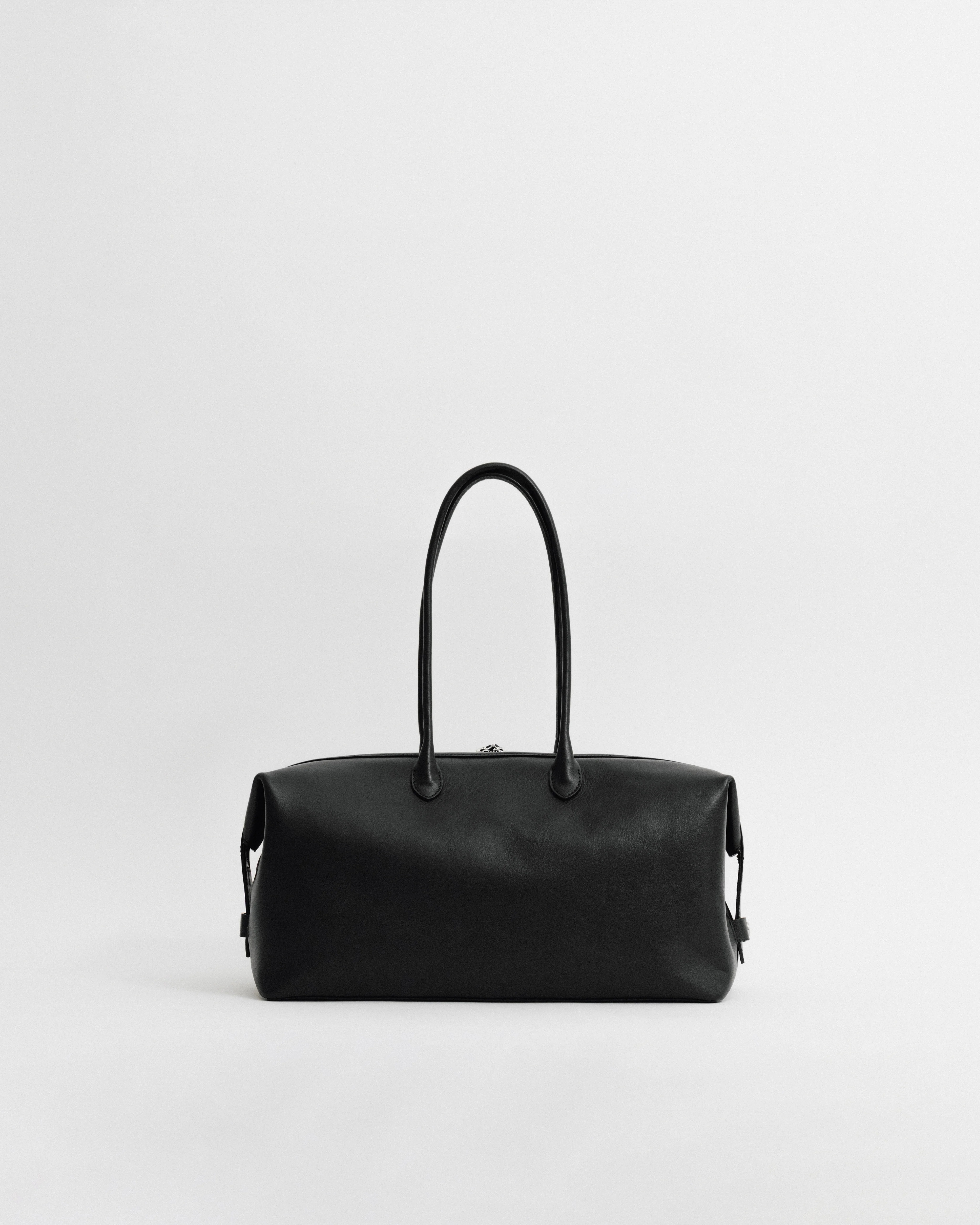 TOUT Y EST SAC PATTE