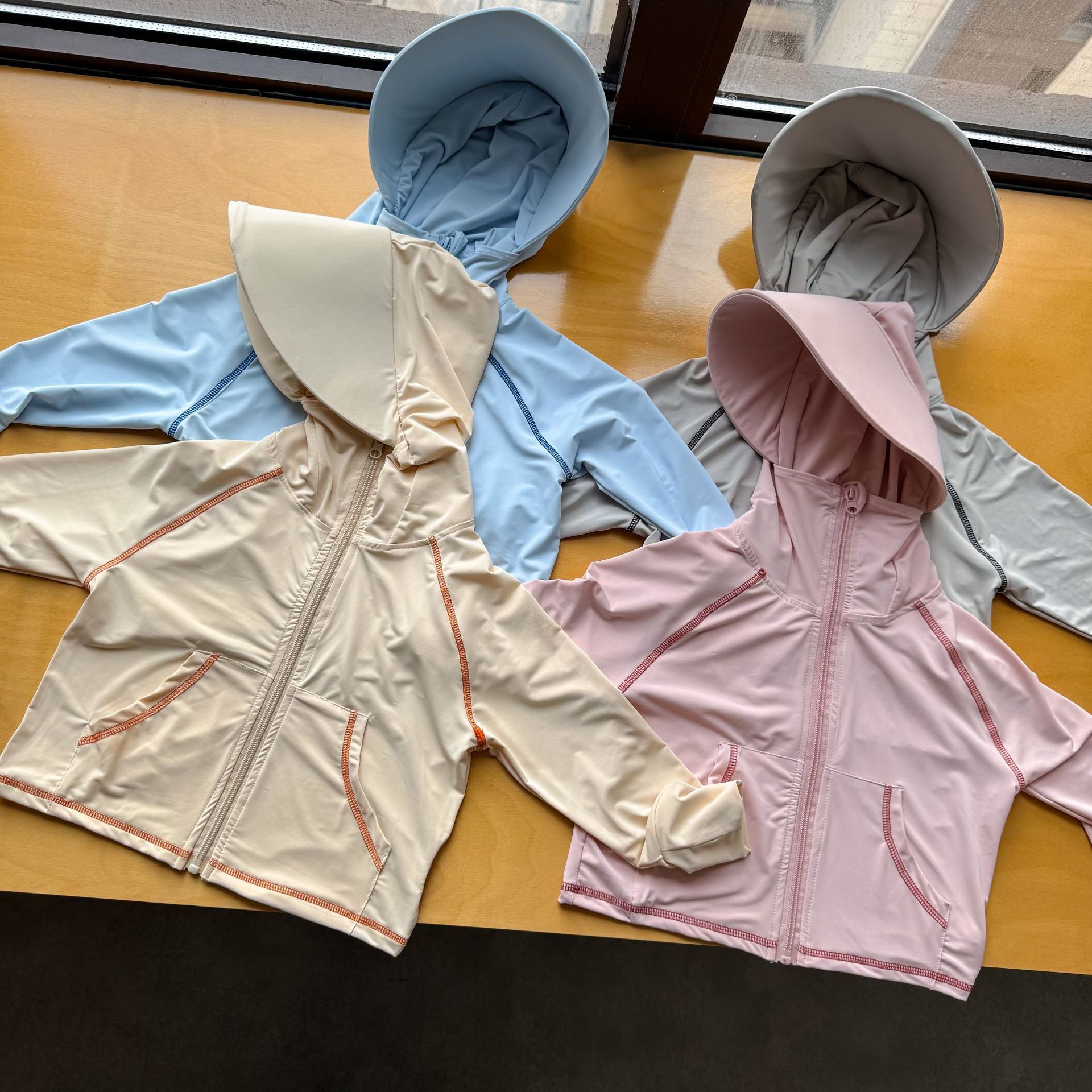 【H0841】馬卡龍色系衣帽簷薄款防曬冰絲外套(80-150)