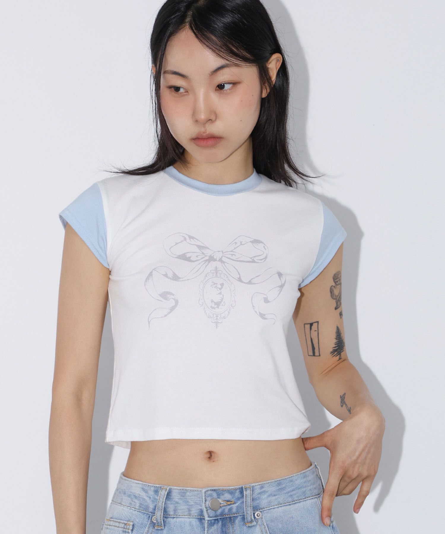 CHICKS 蝴蝶結拼色蓋袖上衣 白色 5014168534