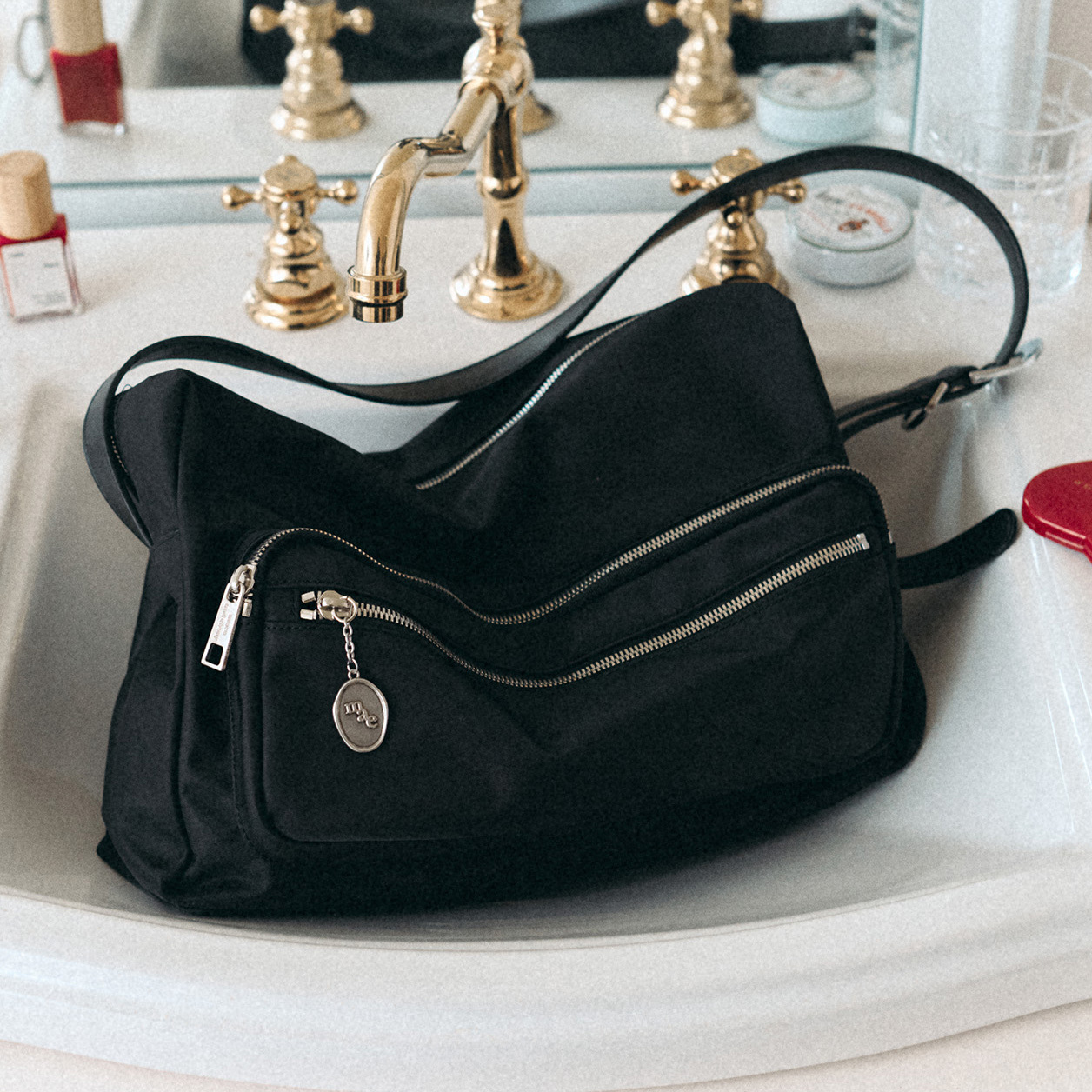 <韓國代購> MUCU AND EBONY BOAT NYLON BAG