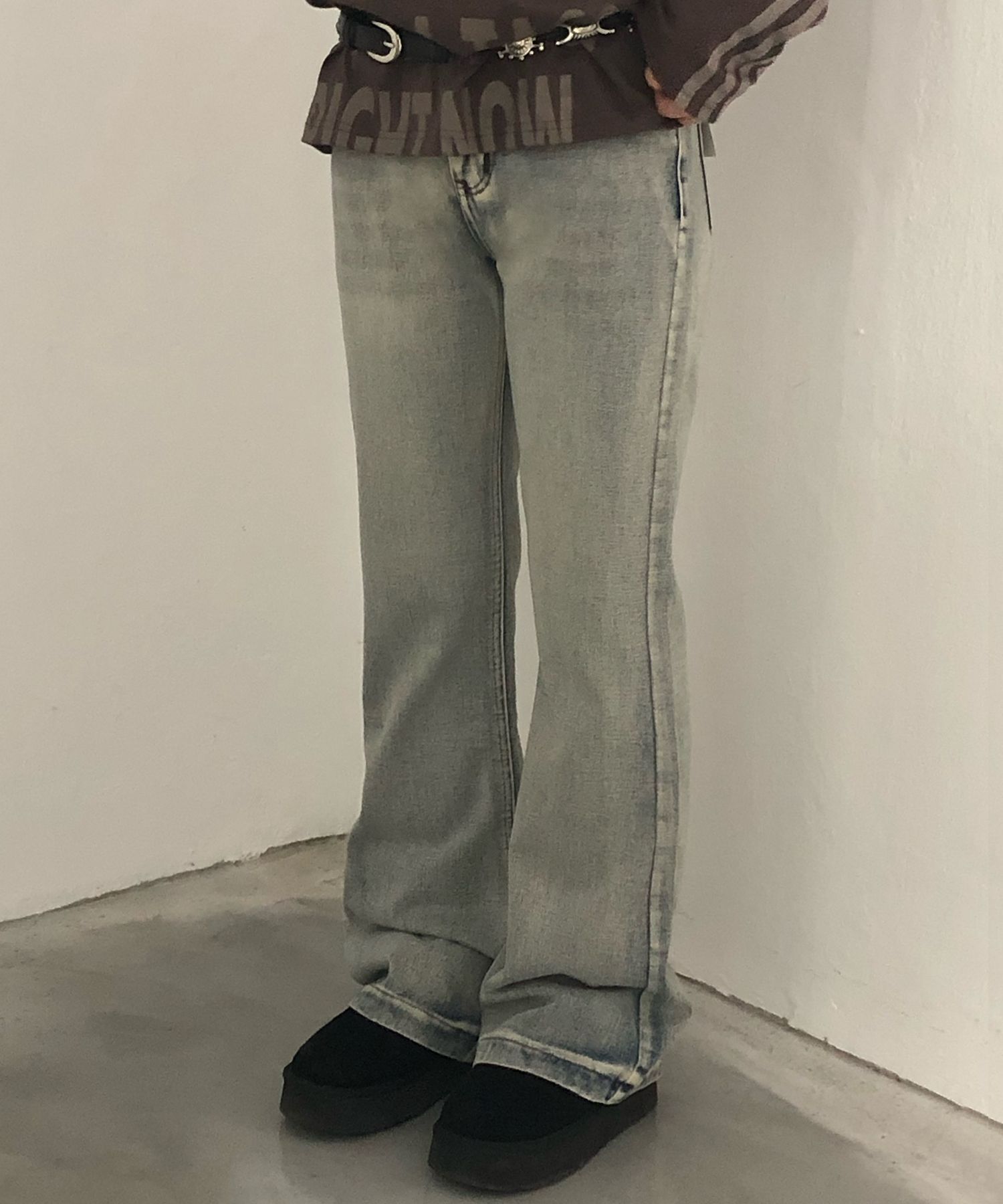 CHICKS 靴型水洗牛仔褲 淺藍 5017155120