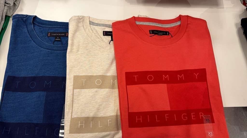 AG090 Tommy Hilfiger 男裝暗花LOGO短袖TEE