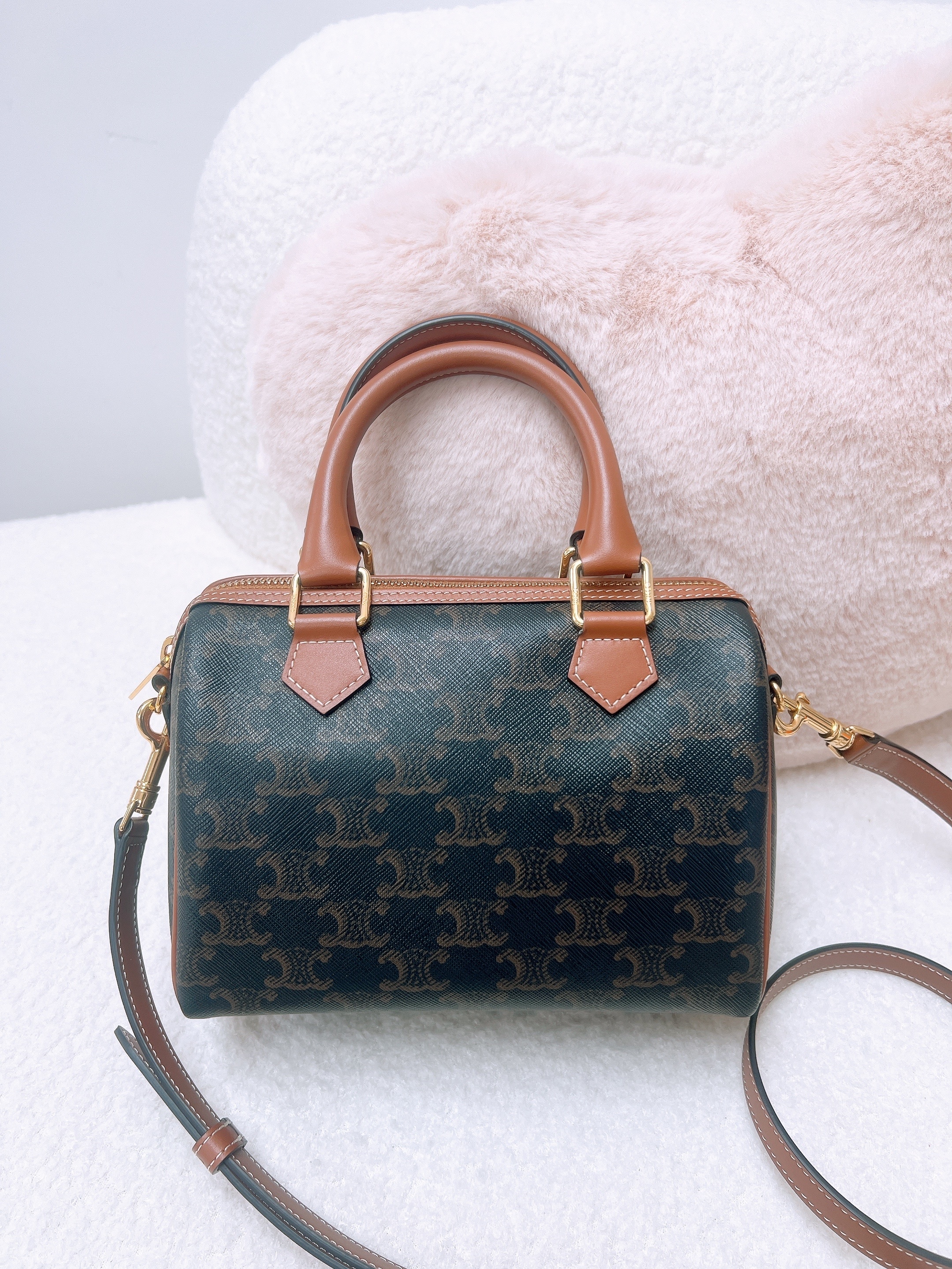 Celine boston small (brown monogram)