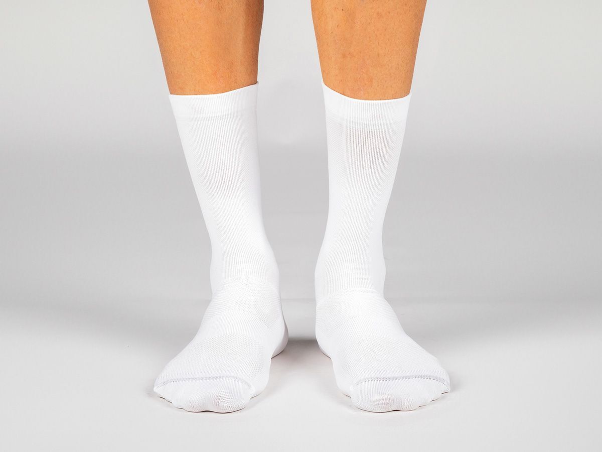 The Service Course Logo Socks 車襪 - 白/紅