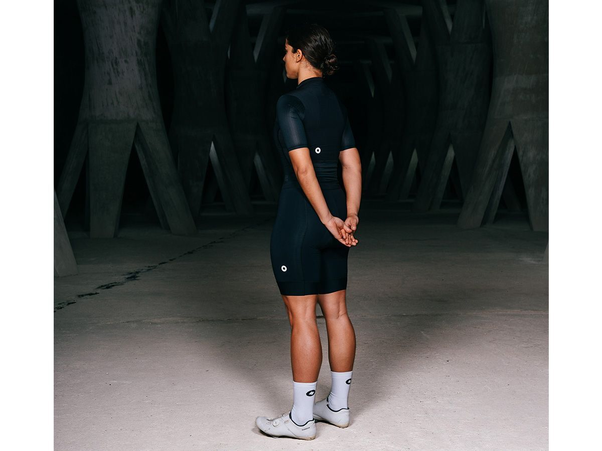 The Service Course Women's Engineered Short Sleeve Jersey 女款短袖車衣 - 黑色