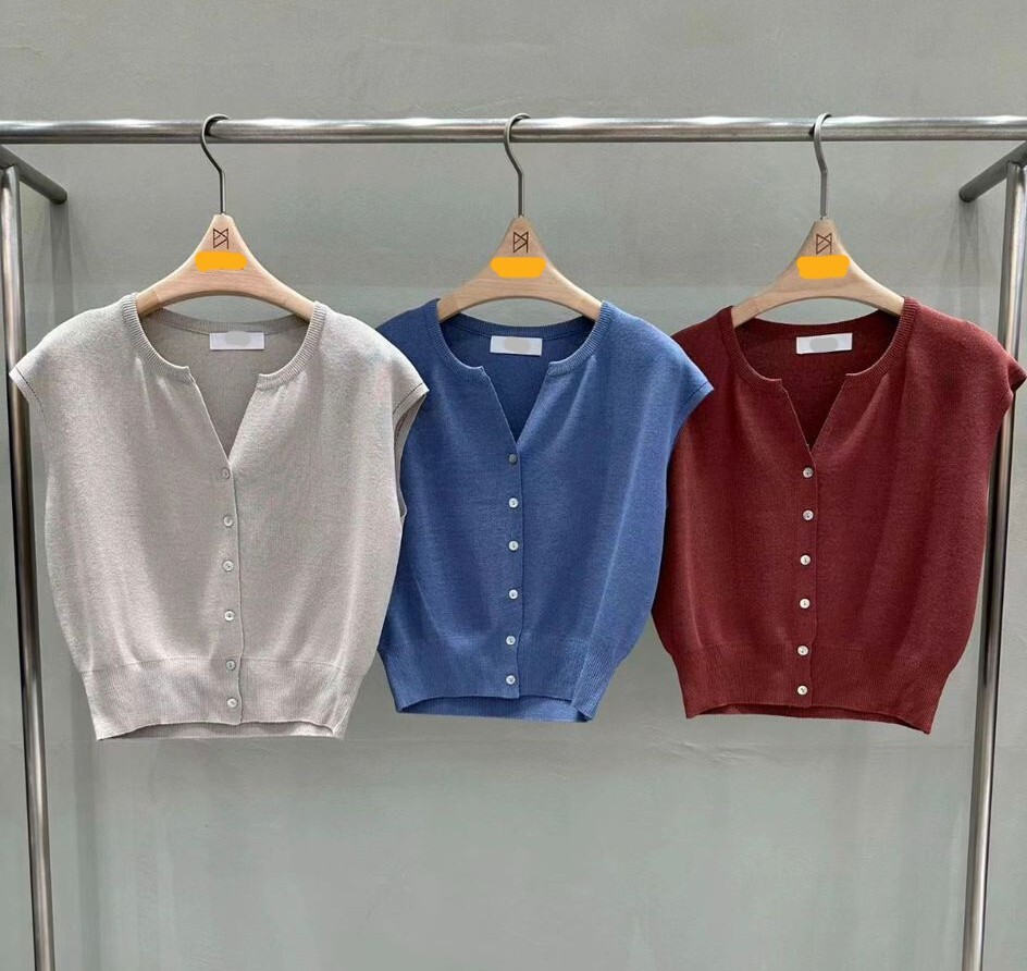 MU21 胸 40-60長21 $459 (一口價)