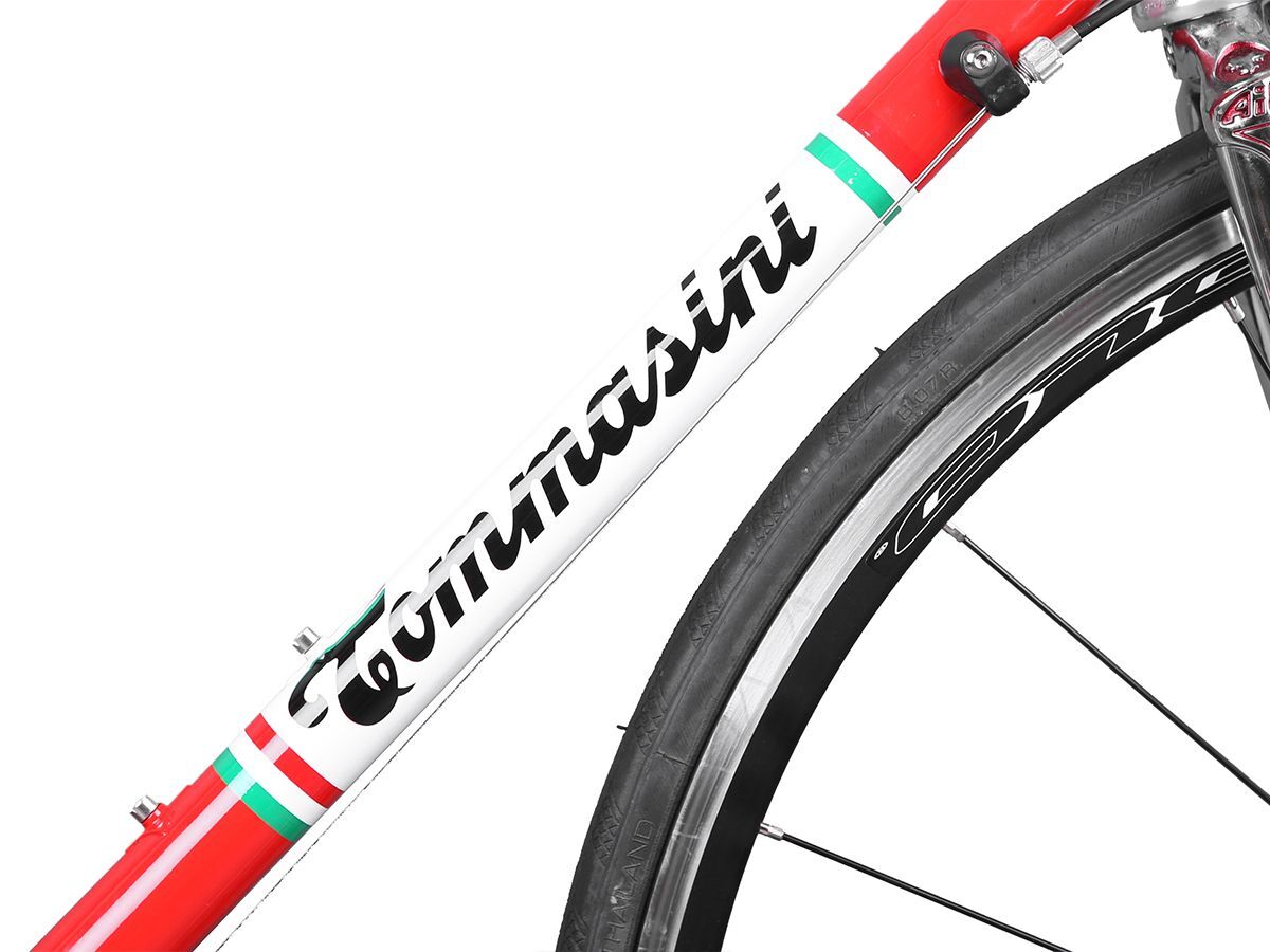 Tommasini Tecno x Brooks 紅色