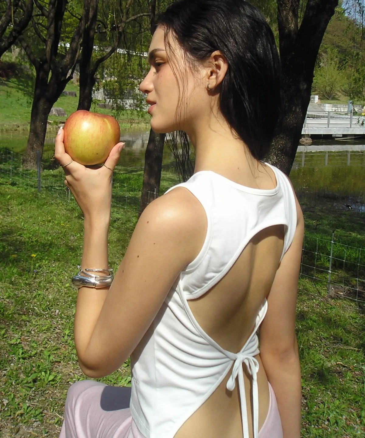 BITTER CELLS Curved Backless Top