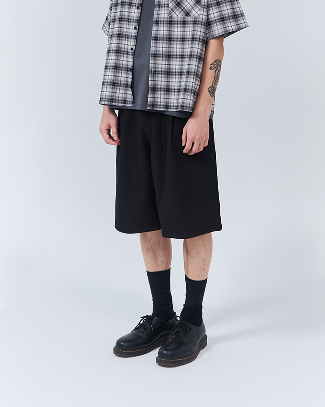 Men's Simple Plain Pleated Suit Shorts - Black S/M/L/XL【04130326】in stock+pre-order