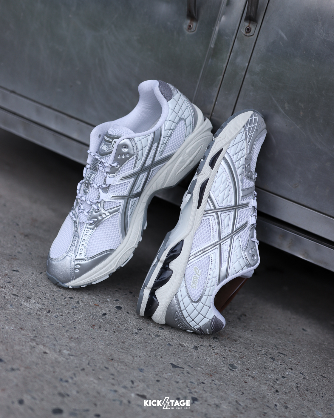 男鞋 ASICS GEL-NIMBUS 10.1 白銀 緩震 支撐 網眼 透氣 運動 休閒鞋【1203A761-102】