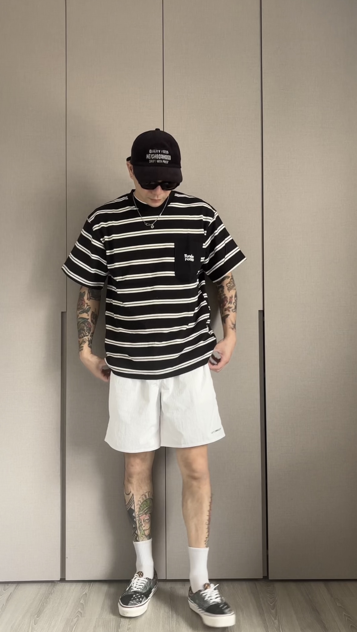 條紋口袋Tee