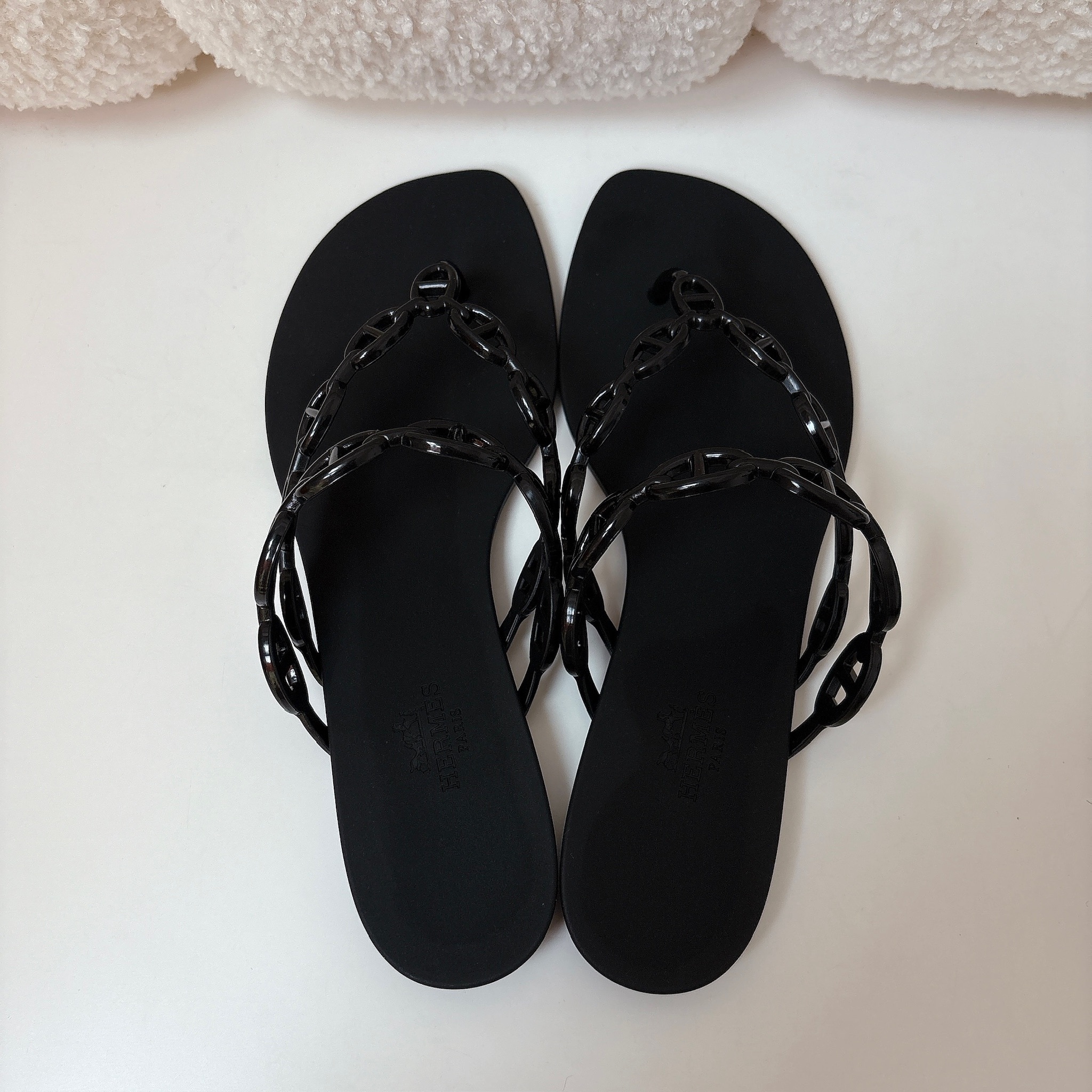 Hermes Island sandal - Black