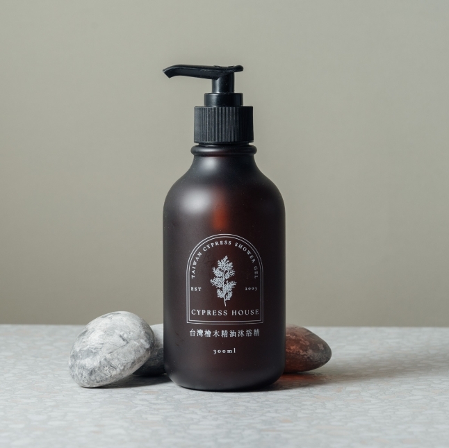 花蓮分會|台灣檜木精油沐浴精300ml