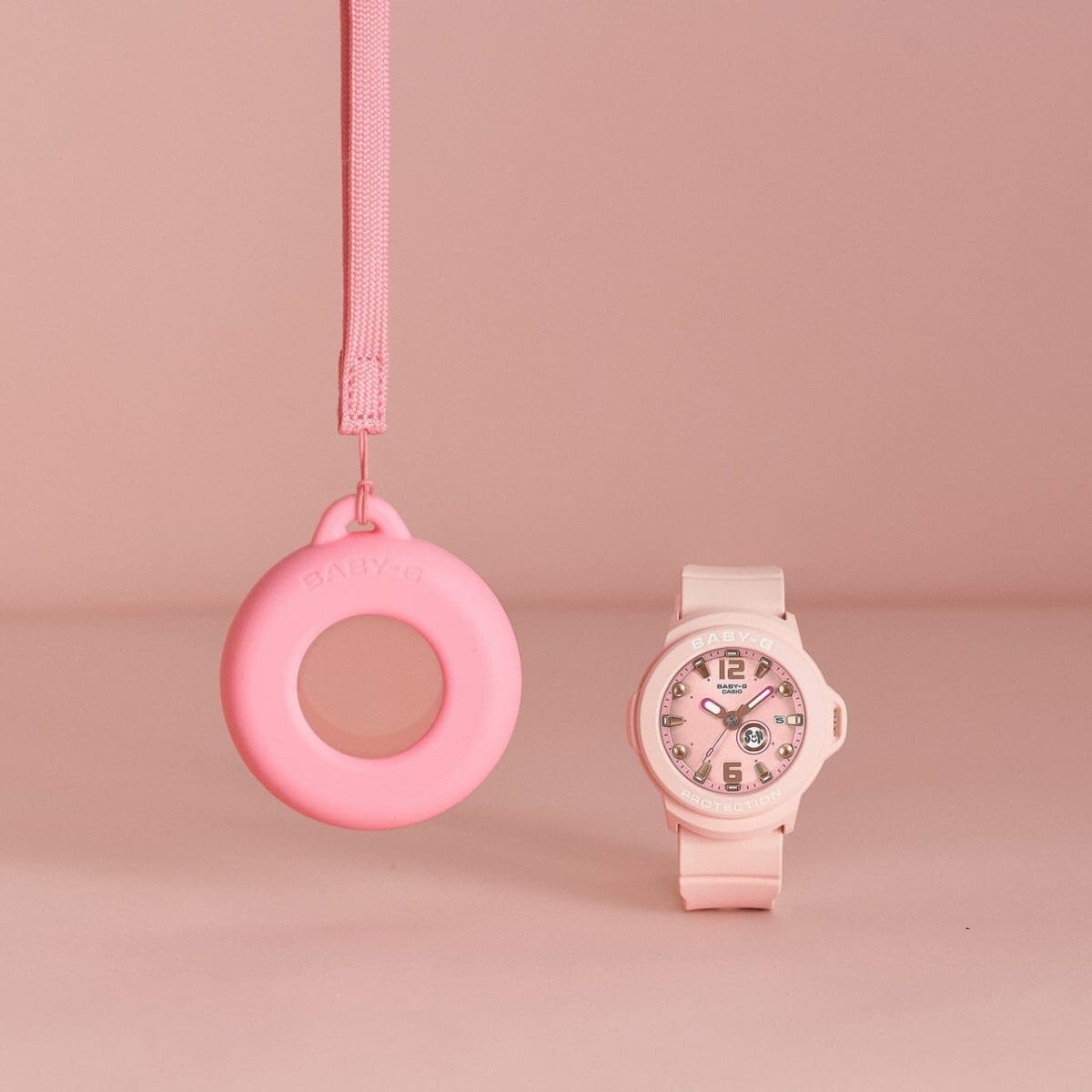 【BABY-G+PLUS】 手錶&吊飾趣味腕錶 BGA-15K-4A 42.4mm 現代鐘錶