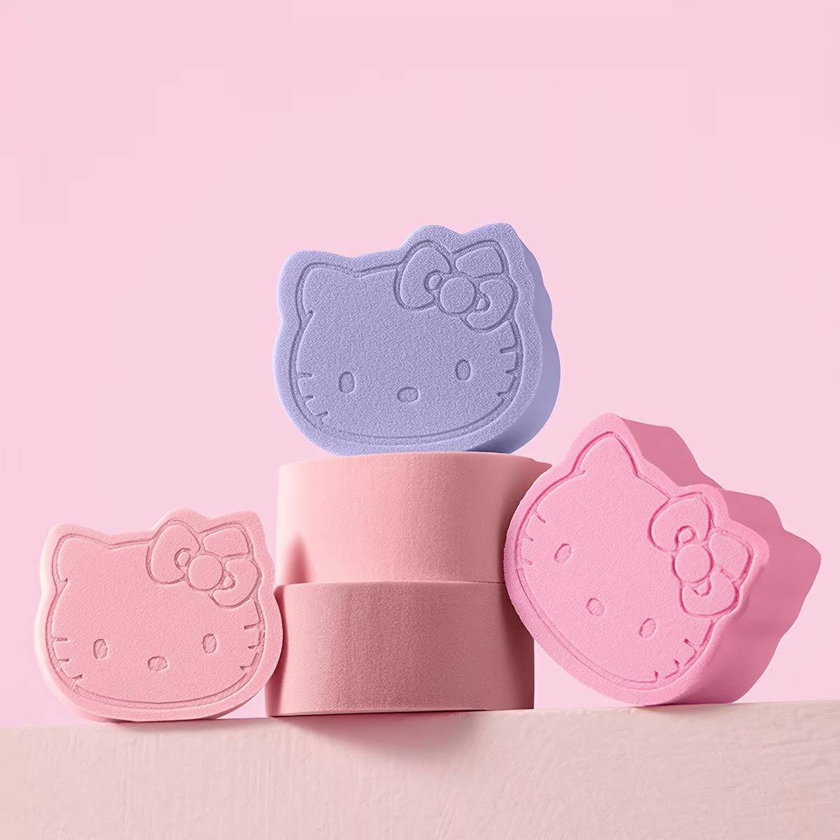 正版授權 SANRIO 三麗鷗 HELLO KITTY 乾濕兩用 大粉撲 遮瑕 海綿塊 不吃粉 6入