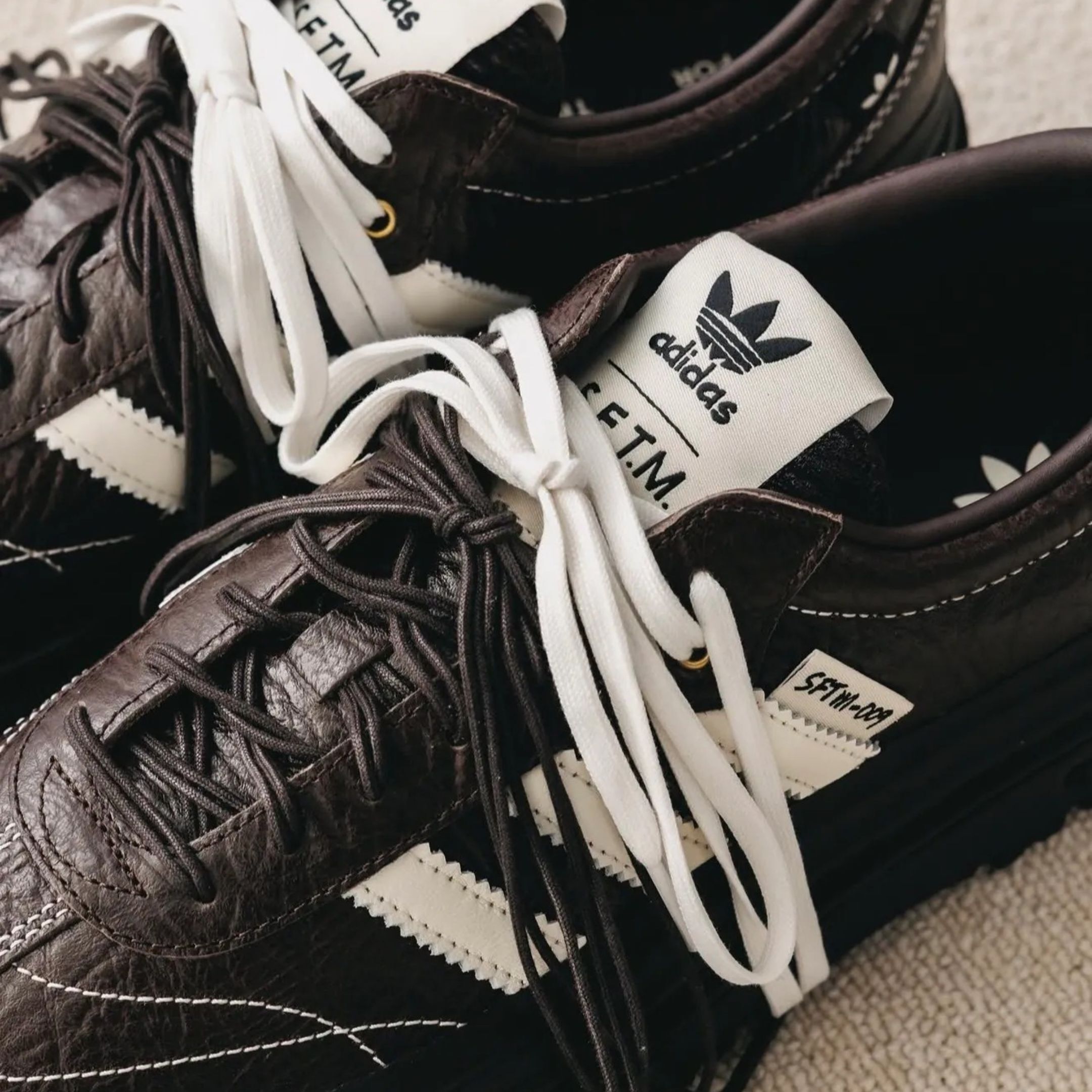 NICEDAY 代購 Adidas Original X SFTM 聯名款 棕色 德訓鞋 KI4762