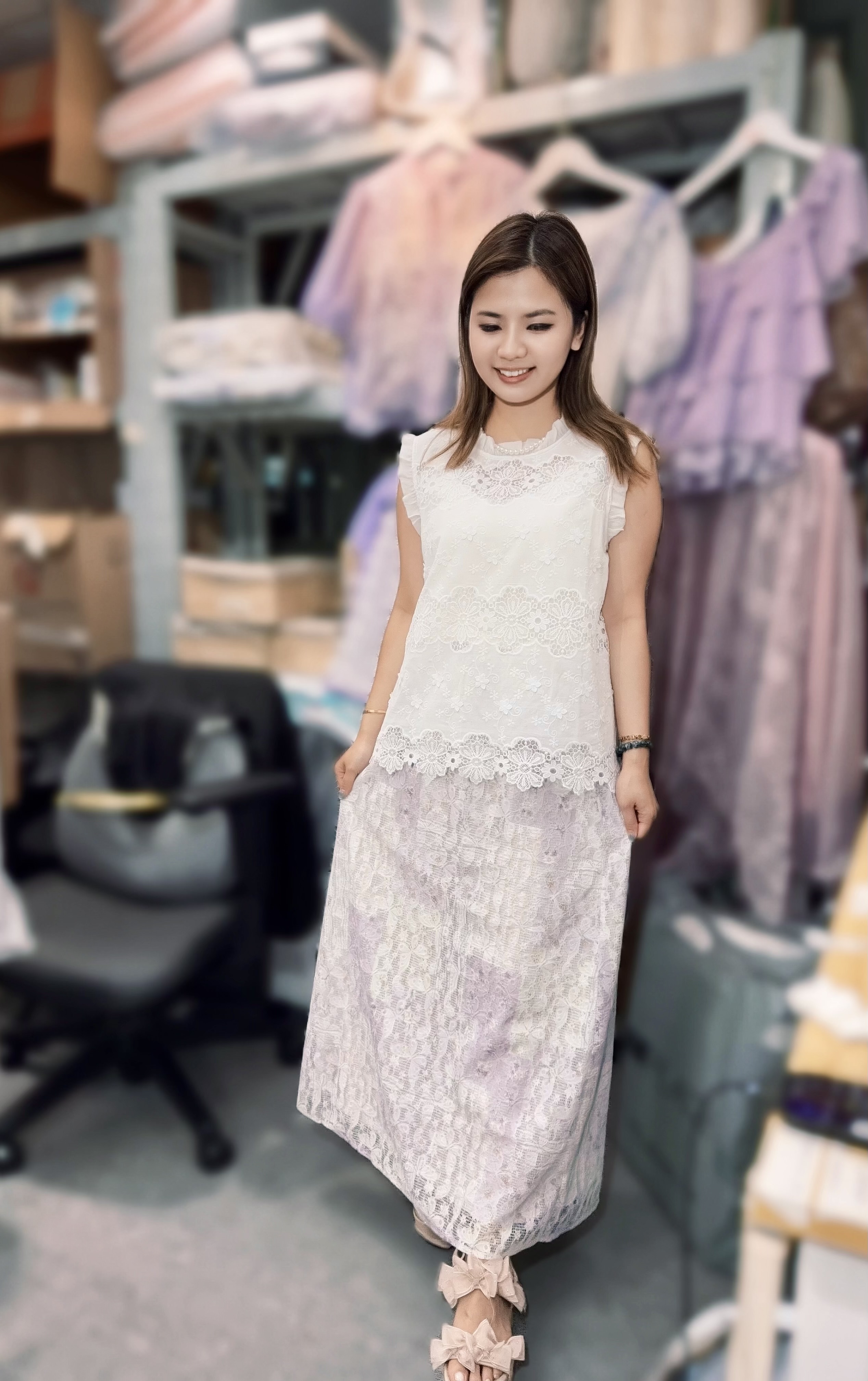 AM27  高質橡根長裙  腰26-40 長32 $399
