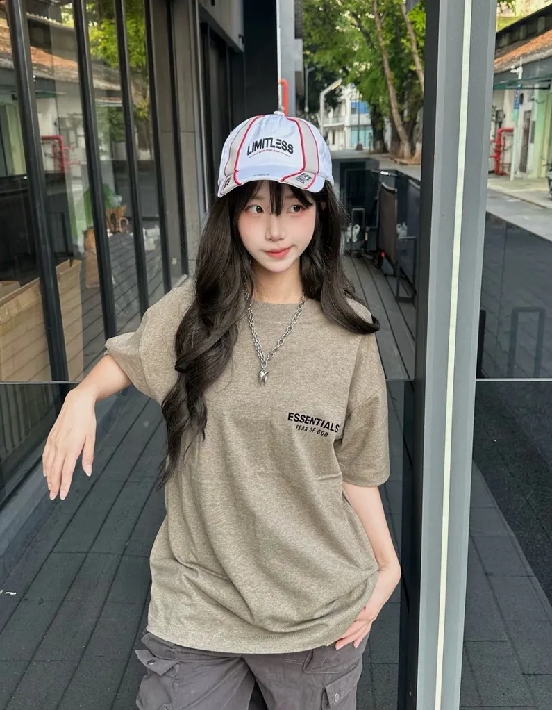 ESSENTIALS Fear of God Essentials 卡灰 短袖 T恤 SS25 前小後大卡灰短T 125AS254191F