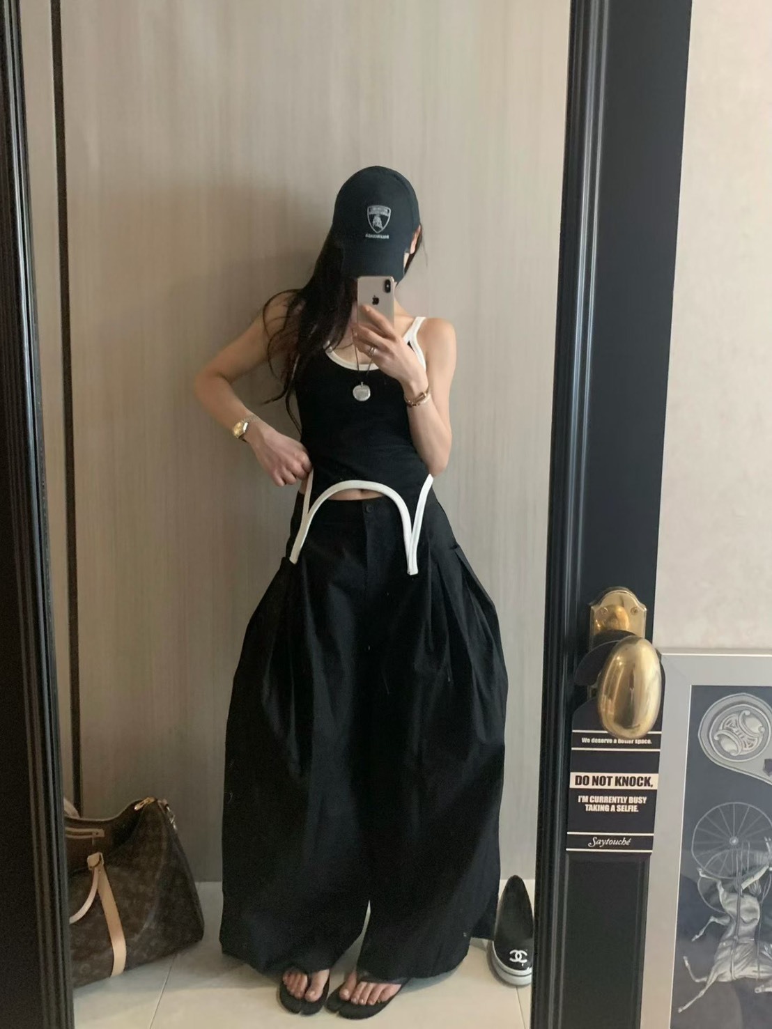滾邊掛帶背心