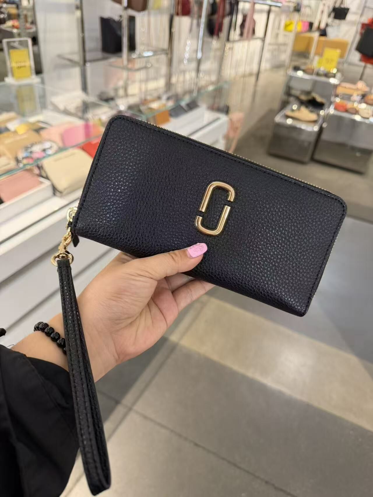 【預購】Marc Jacobs H052602 黑色拉鍊銀包