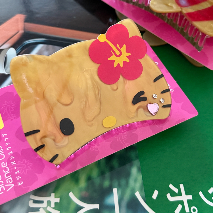 日本 SANRIO造型鯊魚夾 烤焦KITTY 183923
