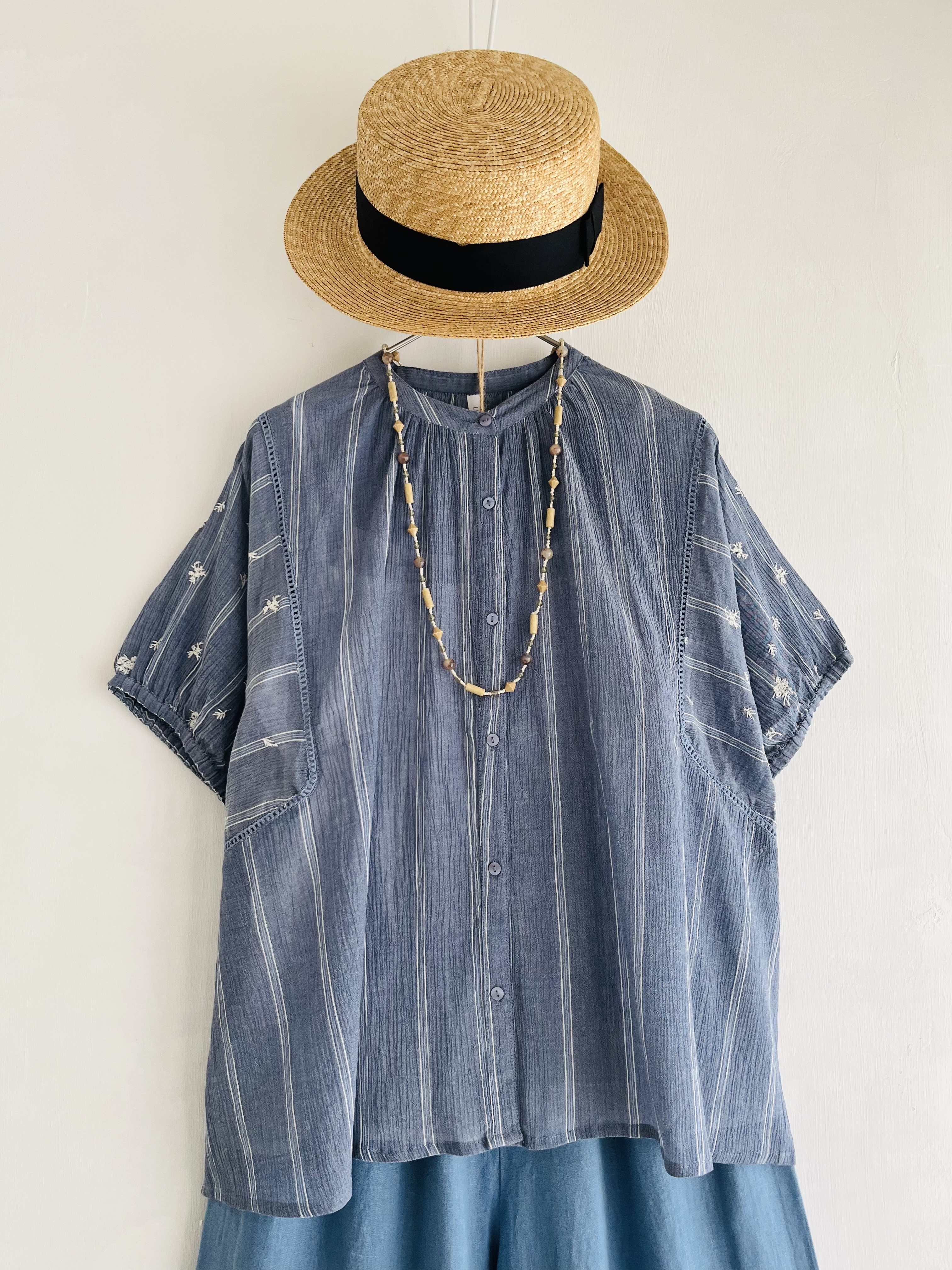 LUPILIEN藍色刺繡條子top