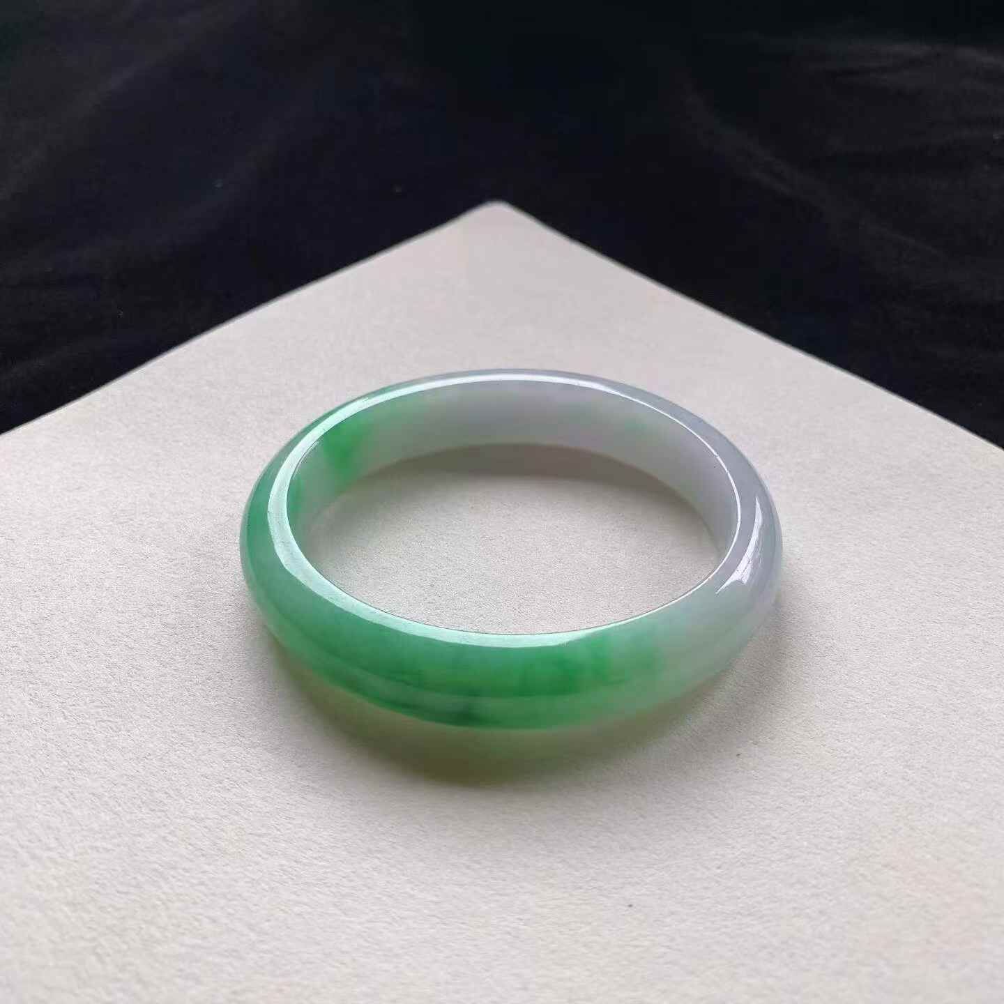 陽綠翡翠貴妃手鐲,天然翡翠A玉, 緬甸玉, Jade, Jadeite