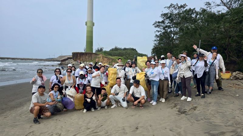 淨淨全體共同守護海岸環境