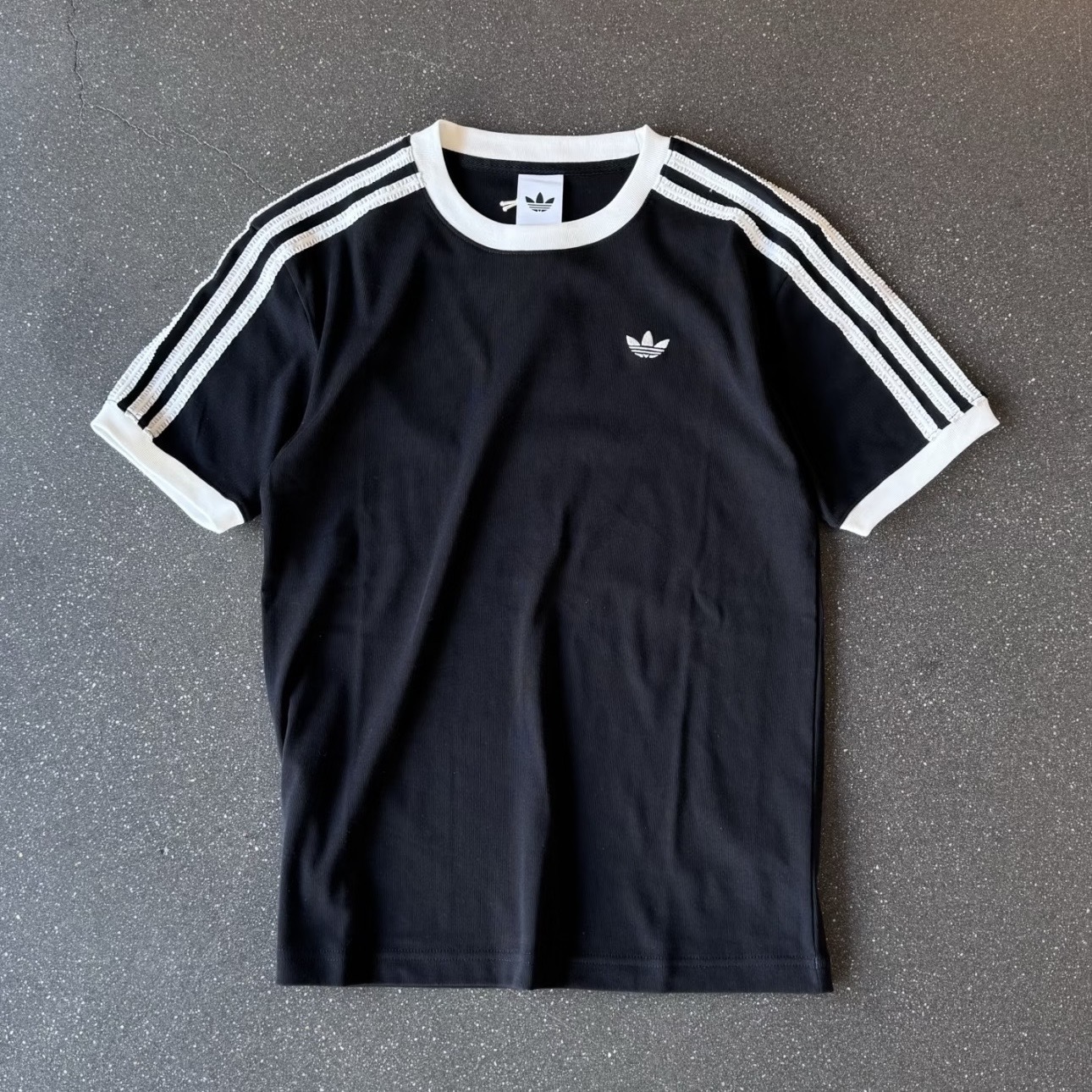 ADIDAS ORIGINALS 全黑 蕾絲三線 短袖 上衣 撞色領 愛迪達 KY8127