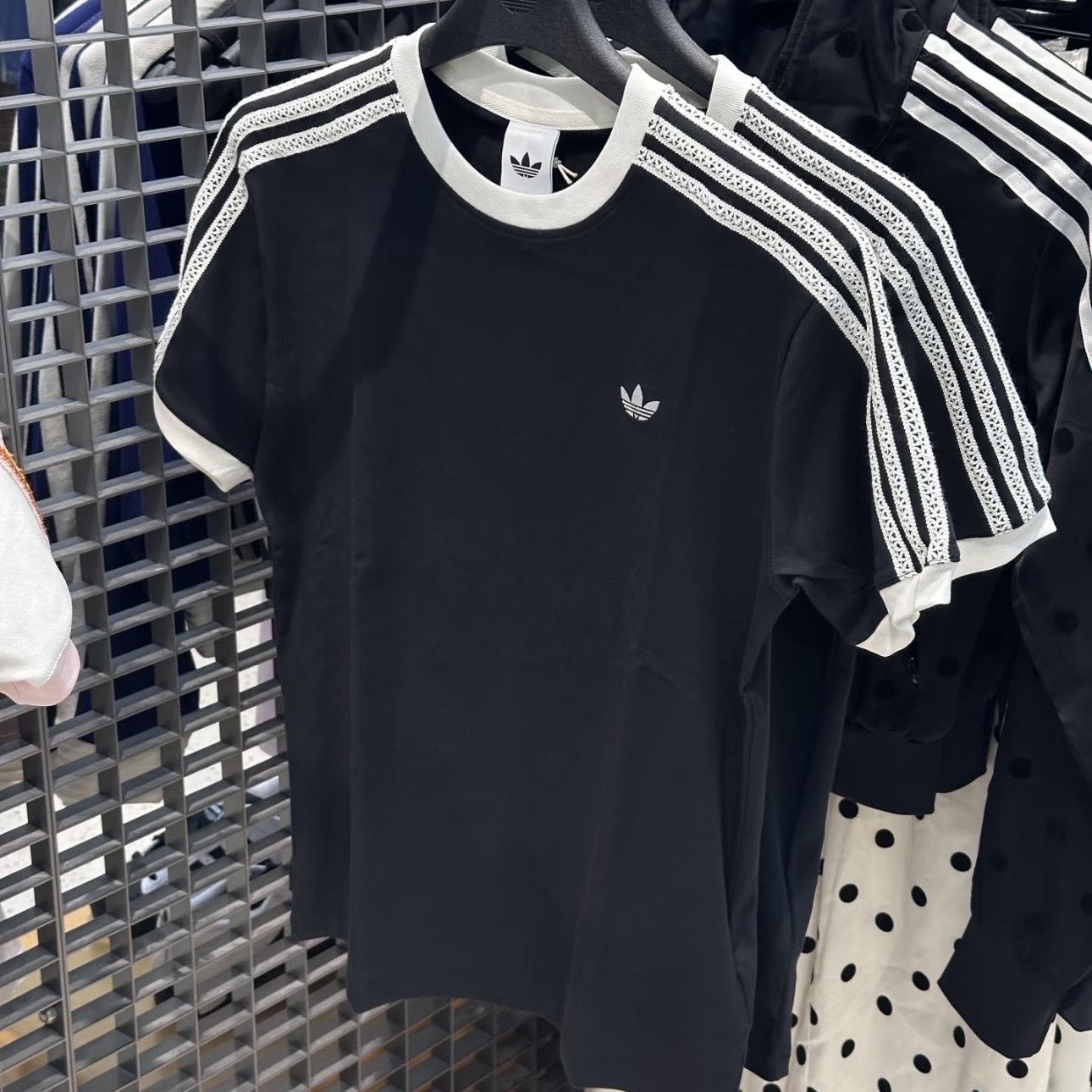 ADIDAS ORIGINALS 全黑 蕾絲三線 短袖 上衣 撞色領 愛迪達 KY8127
