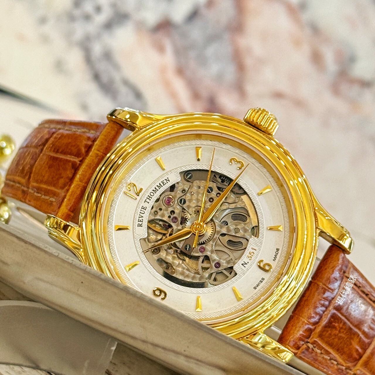 【REVUE THOMMEN梭曼】工藝包金機械腕錶12200.2512 42mm 現代鐘錶