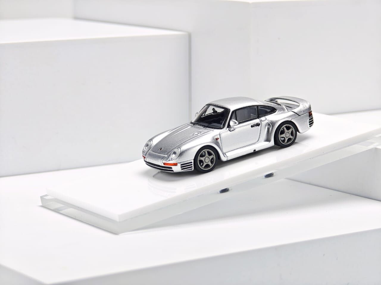 PO-$150 * ZINCIT MODEL * 1:64 PORSCHE 959 GT SILVER