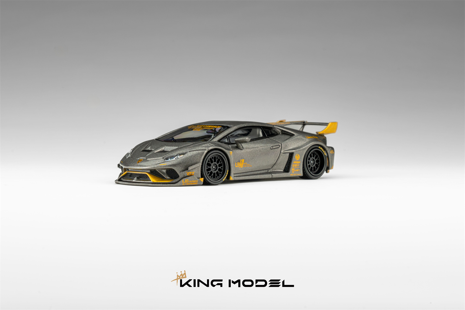 PO-$170 * KING MODEL * 1:64 LAMBORGHINI LP610-4 GREY-GOLD